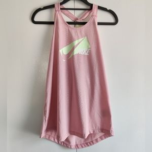 NWOT Nike workout tank